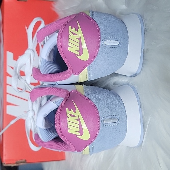 NIKE MD Valiant - Picture 3 of 7